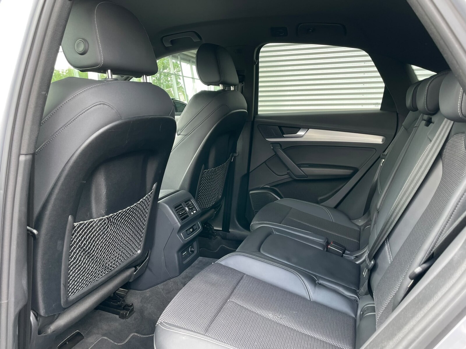 Audi Q5 Sportback - zdjęcie 11