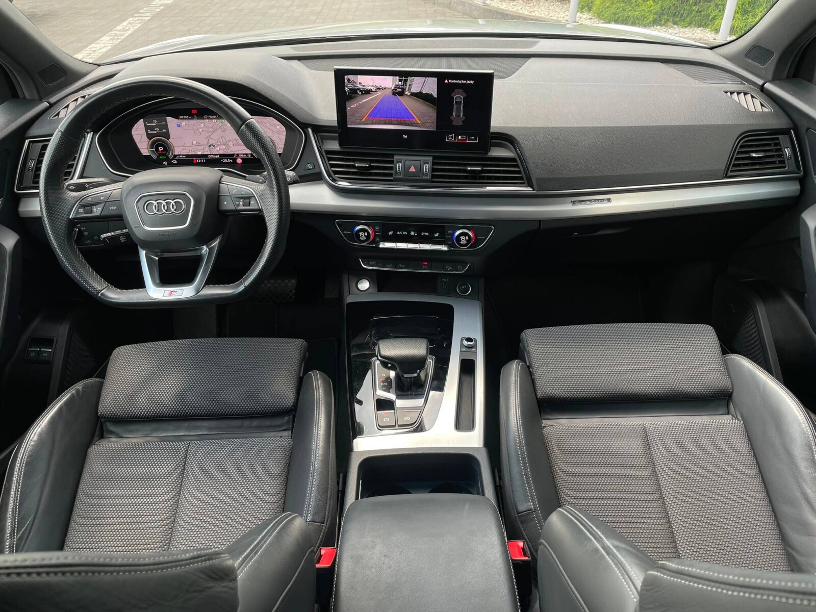 Audi Q5 Sportback - zdjęcie 15