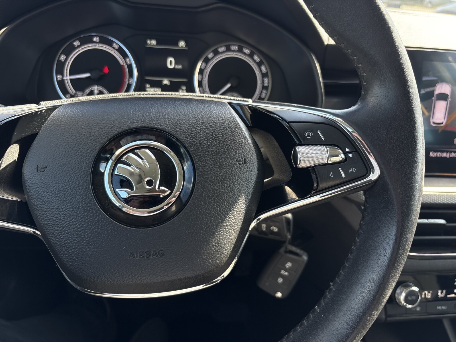 Škoda Kamiq - zdjęcie 18