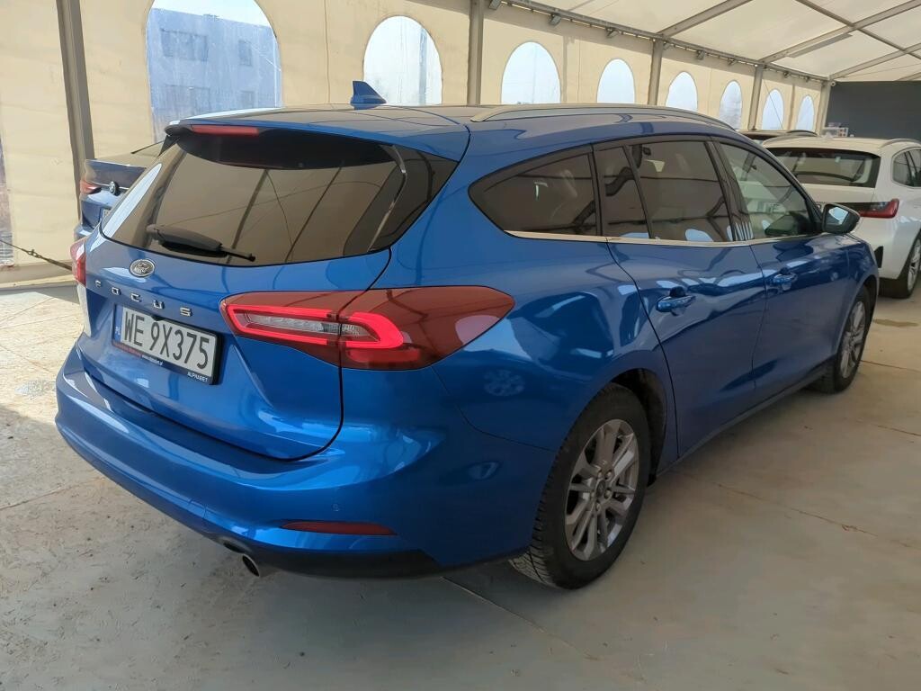 Ford Focus - zdjęcie 2