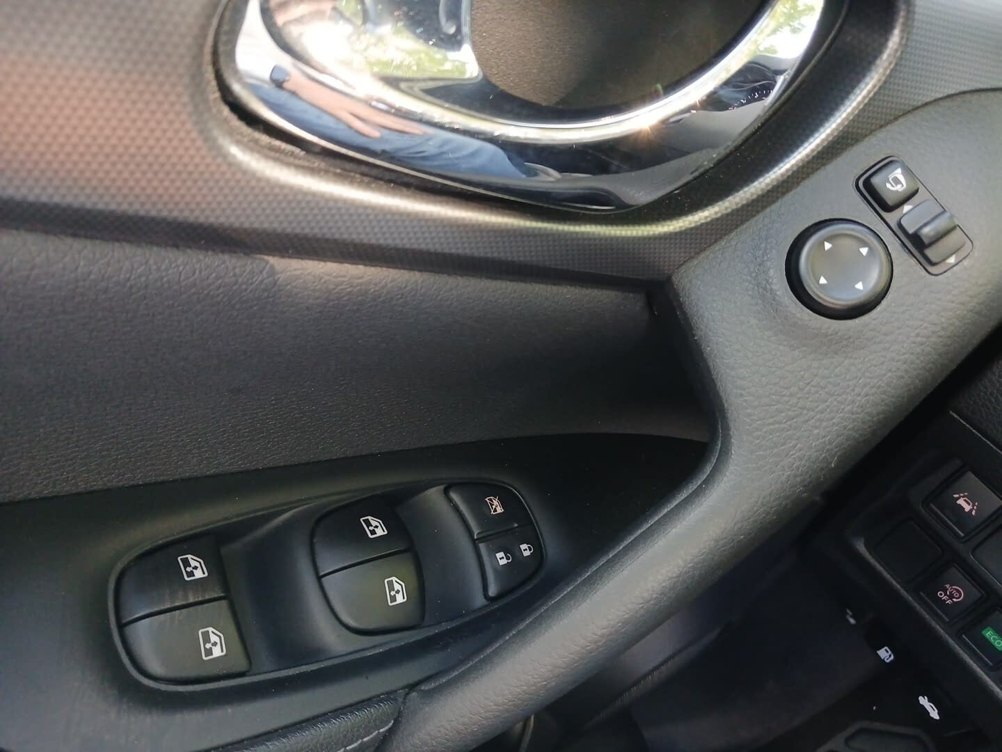 Nissan Qashqai - zdjęcie 17