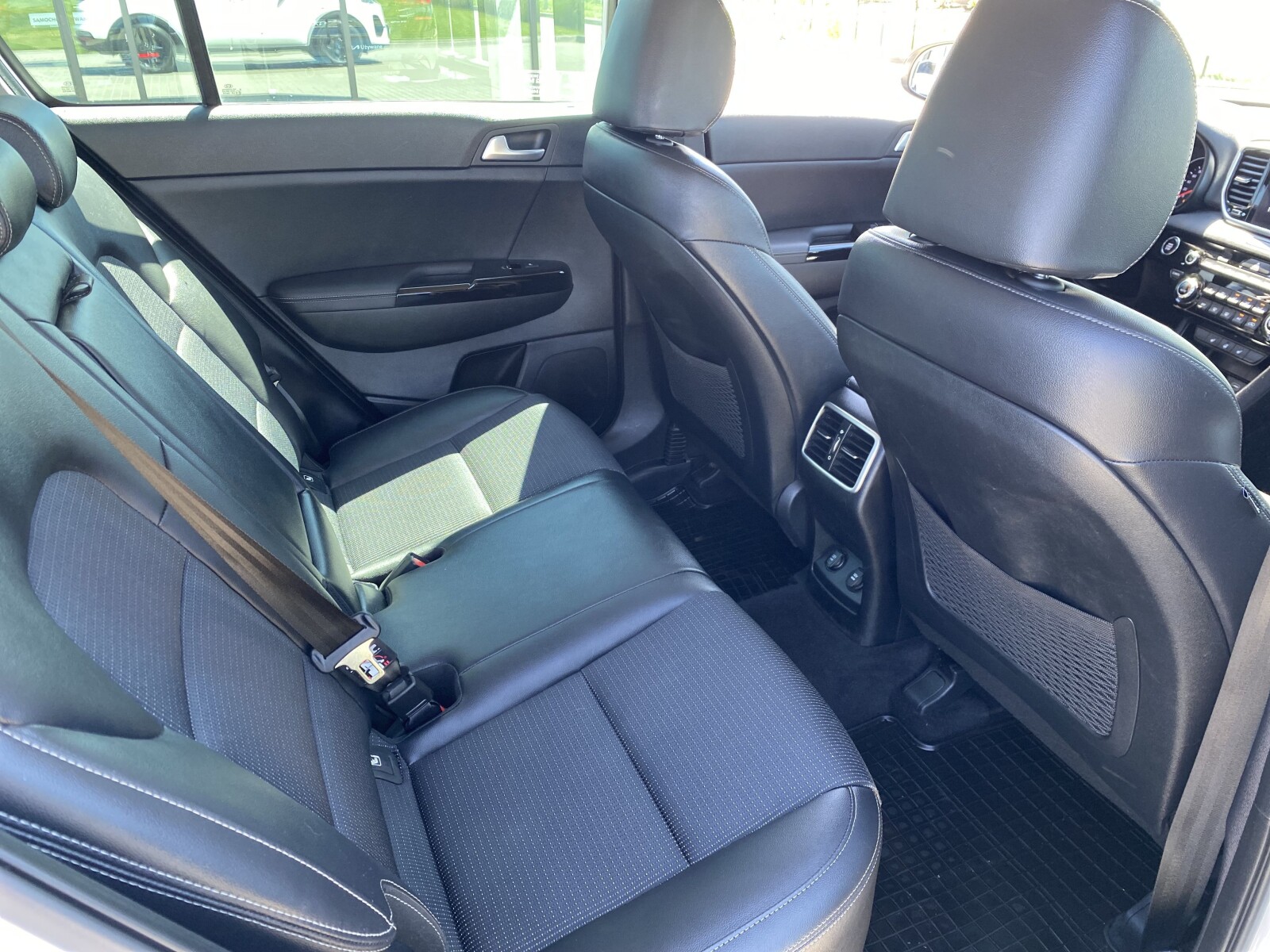 Kia Sportage - zdjęcie 15