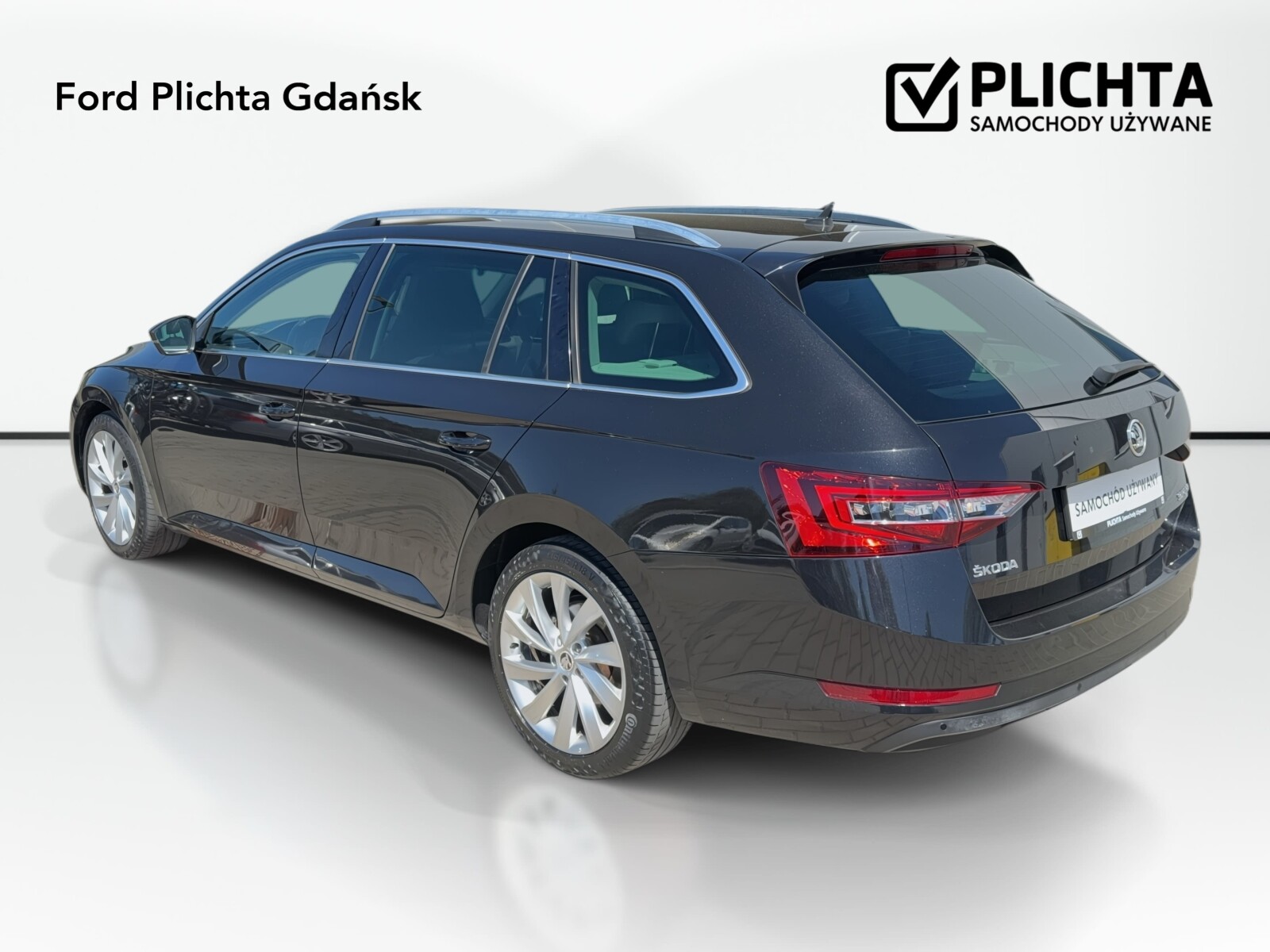 Škoda Superb Combi - zdjęcie 7
