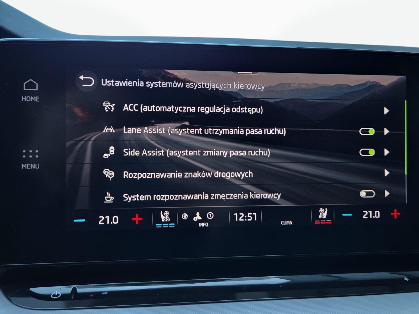 Škoda Octavia Combi - zdjęcie 26