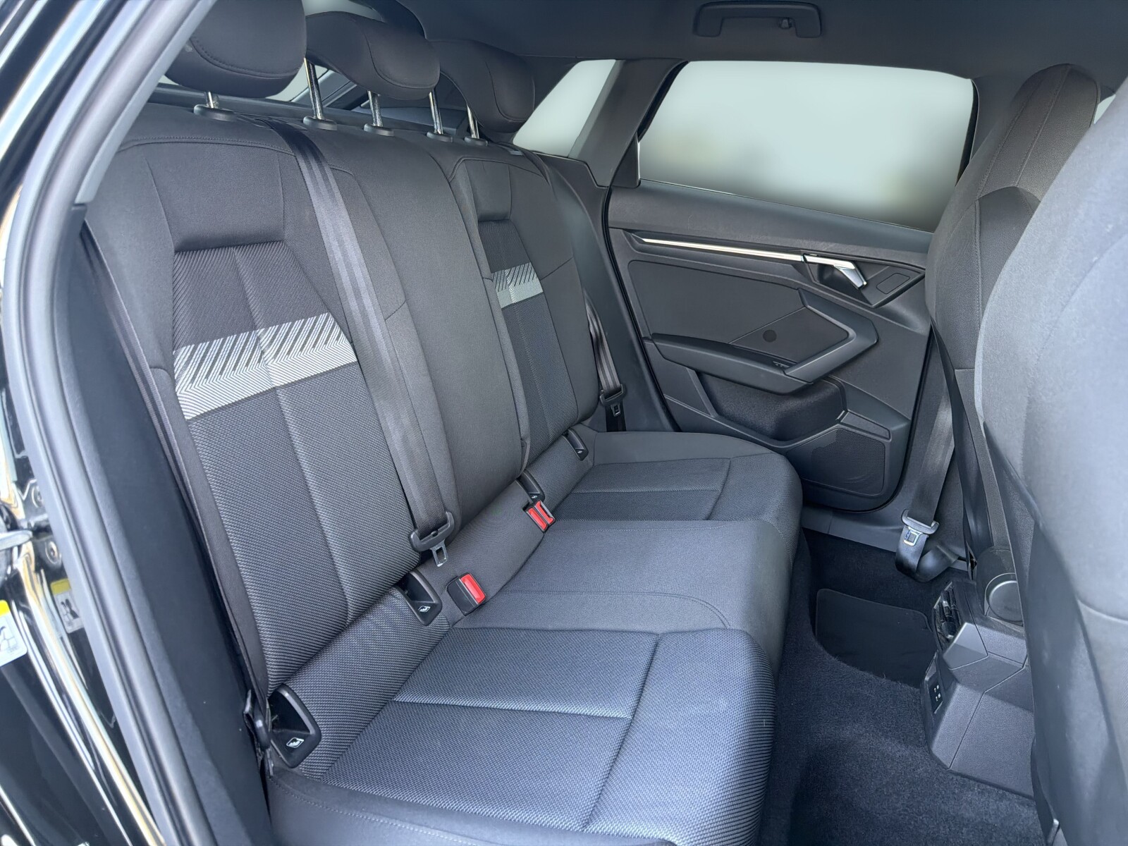 Audi A3 Sportback - zdjęcie 16