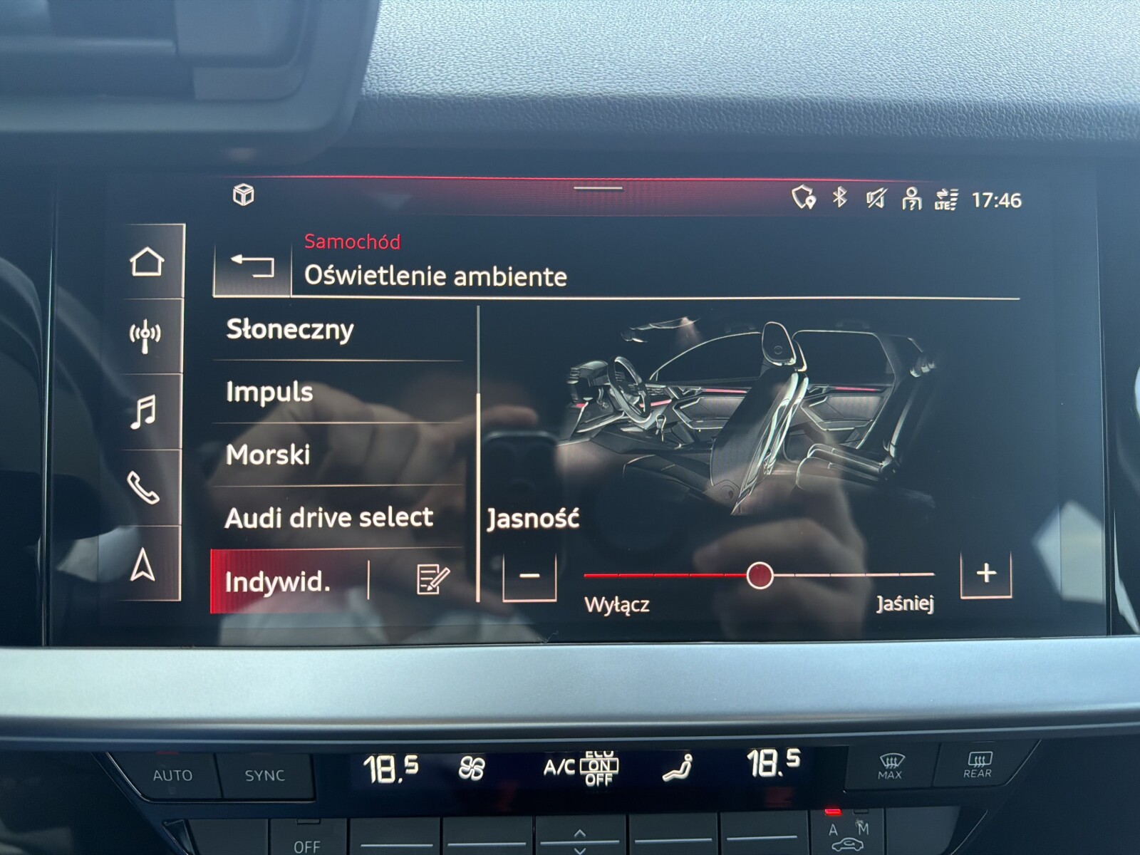 Audi A3 Sportback - zdjęcie 31