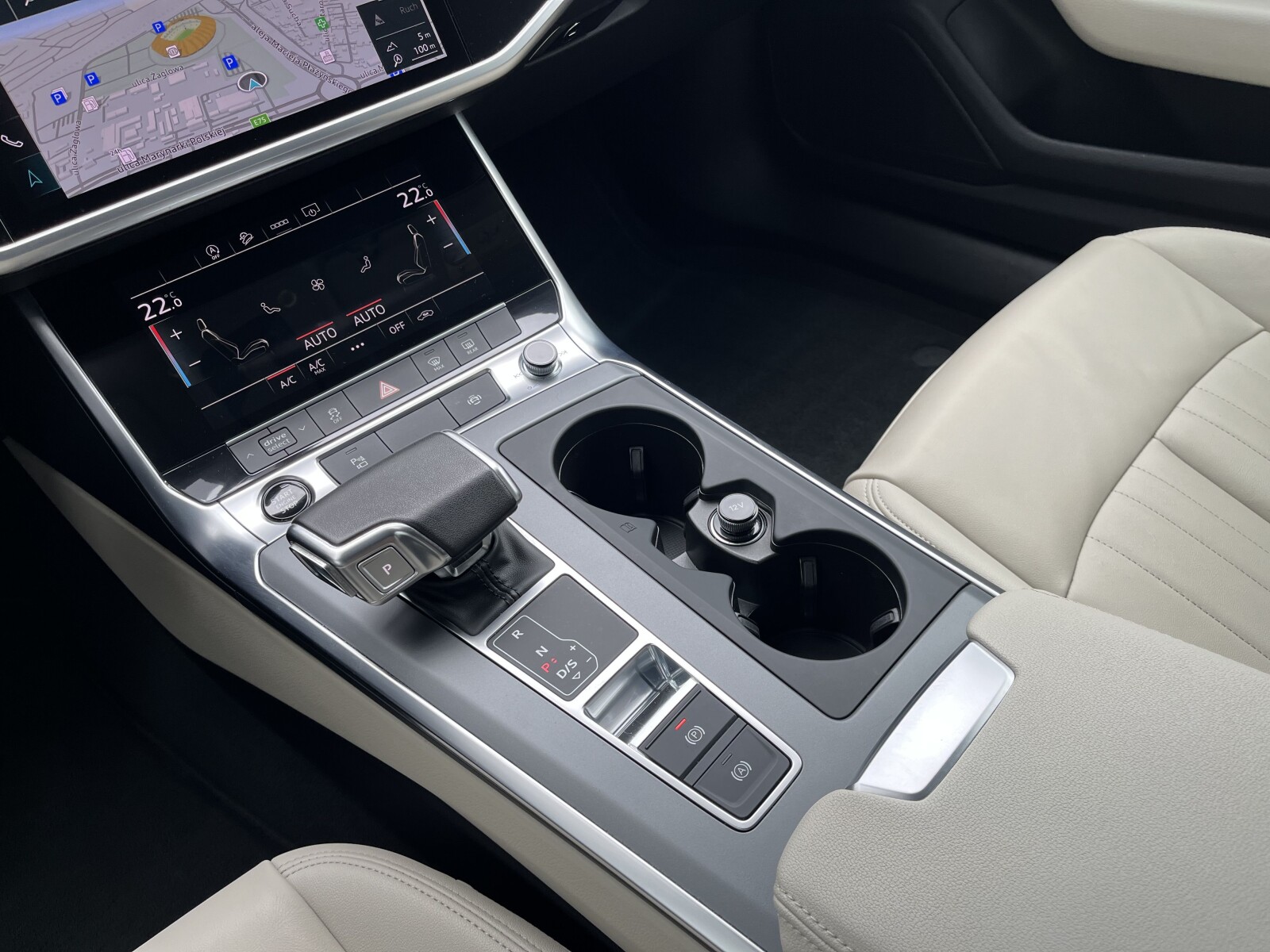Audi A6 allroad - zdjęcie 22