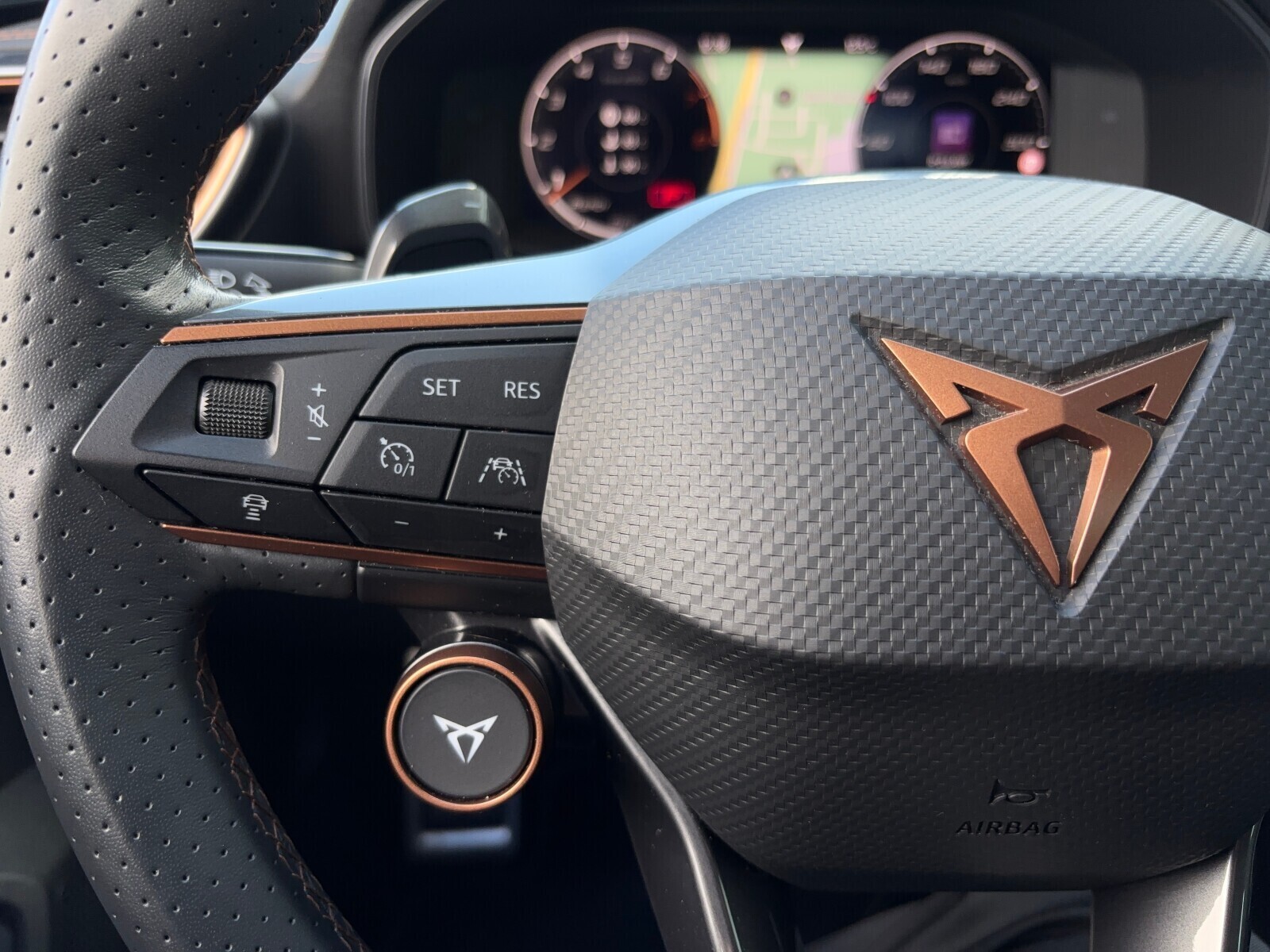 Cupra Formentor - zdjęcie 14