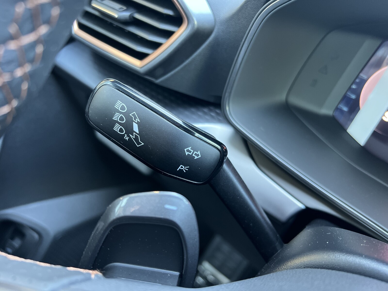 Cupra Formentor - zdjęcie 15