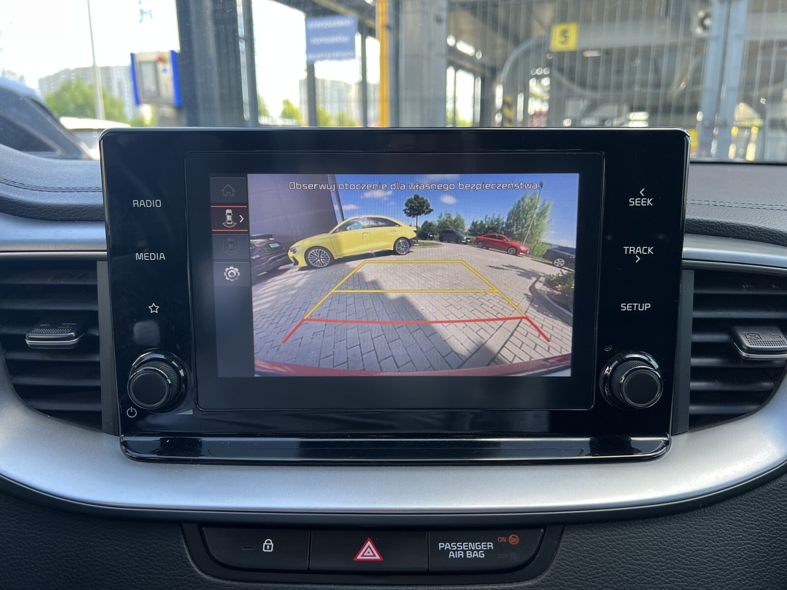 Kia Ceed - zdjęcie 19