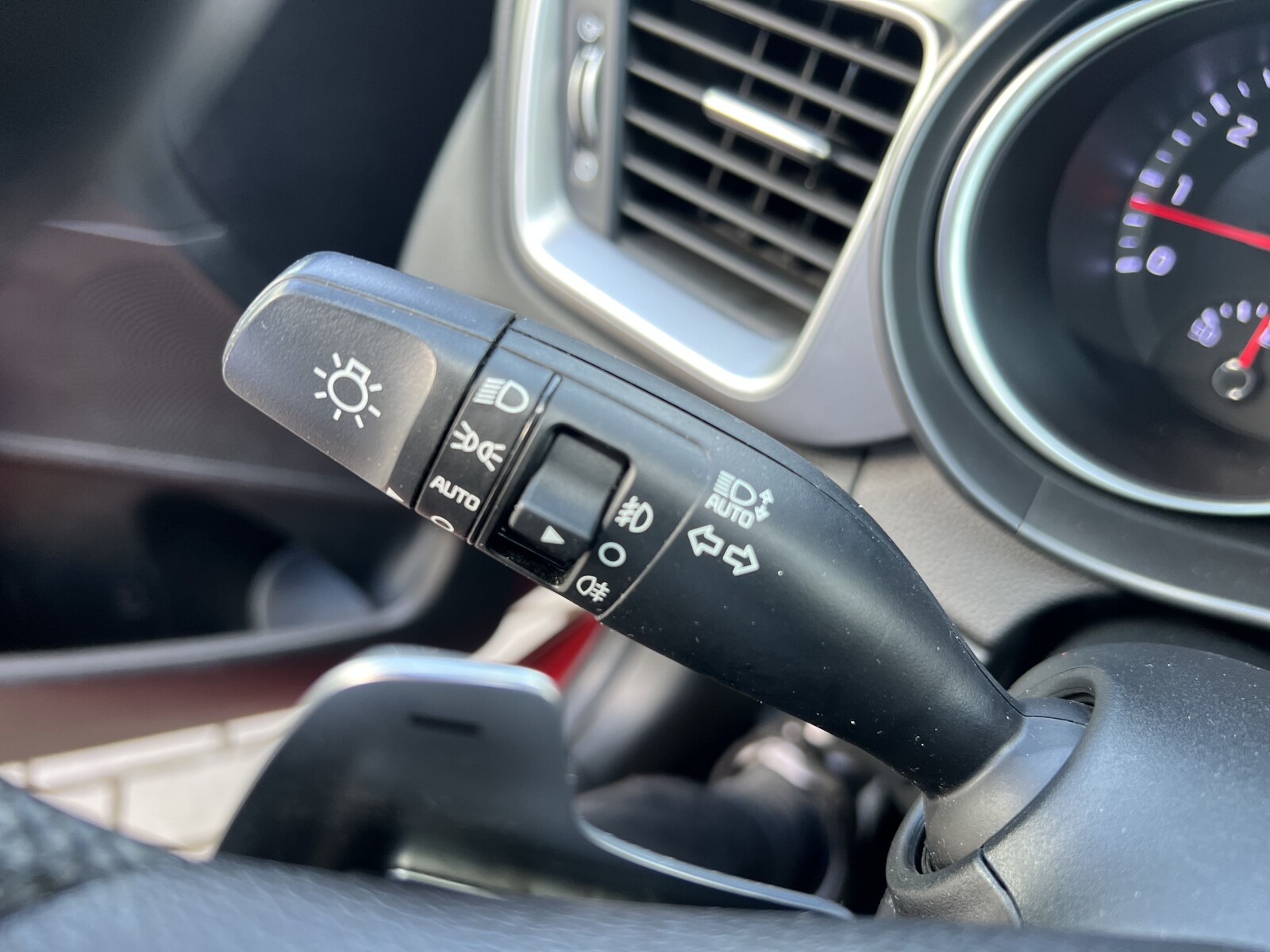Kia Ceed - zdjęcie 12
