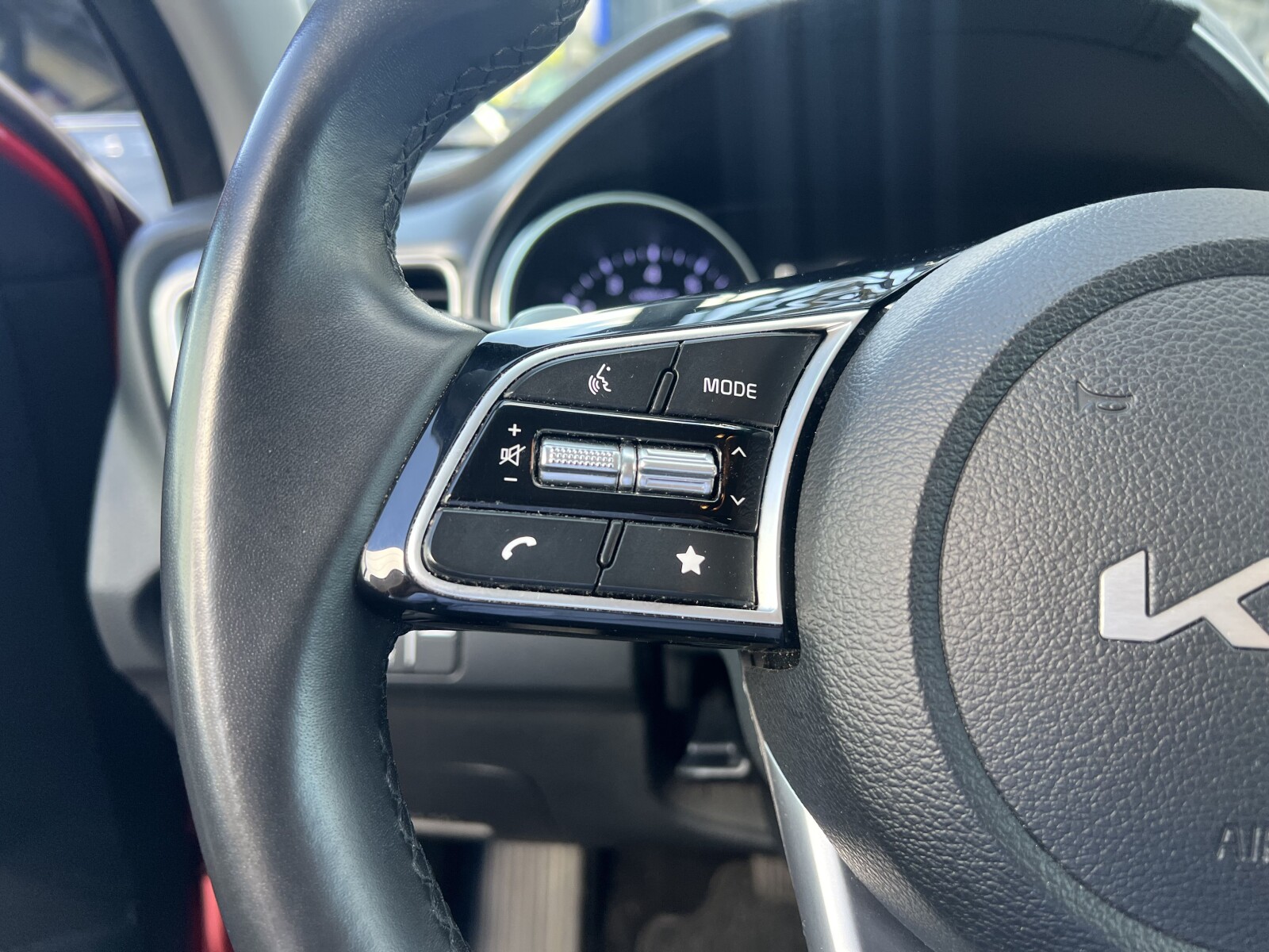 Kia Ceed - zdjęcie 14