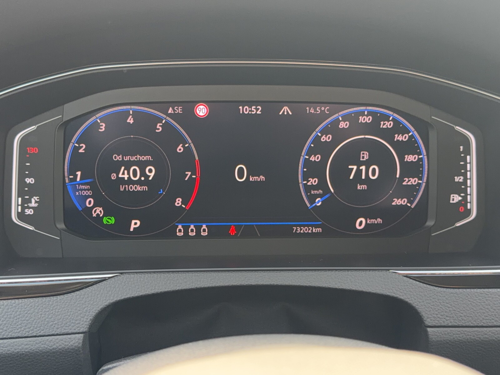 Volkswagen Passat Variant - zdjęcie 26