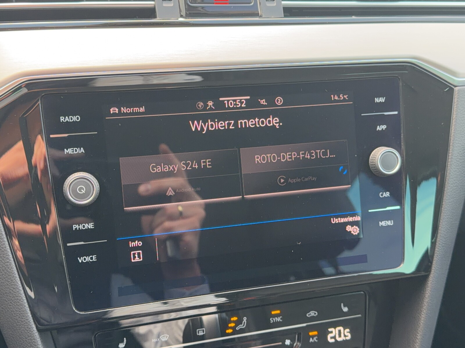 Volkswagen Passat Variant - zdjęcie 30