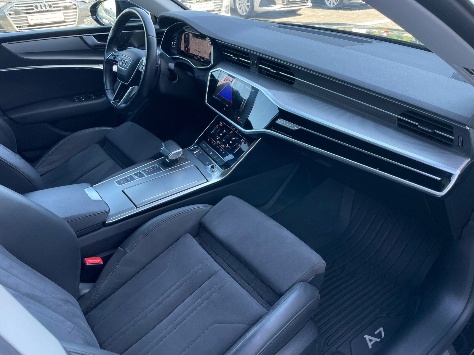 Audi A7 Sportback - zdjęcie 23