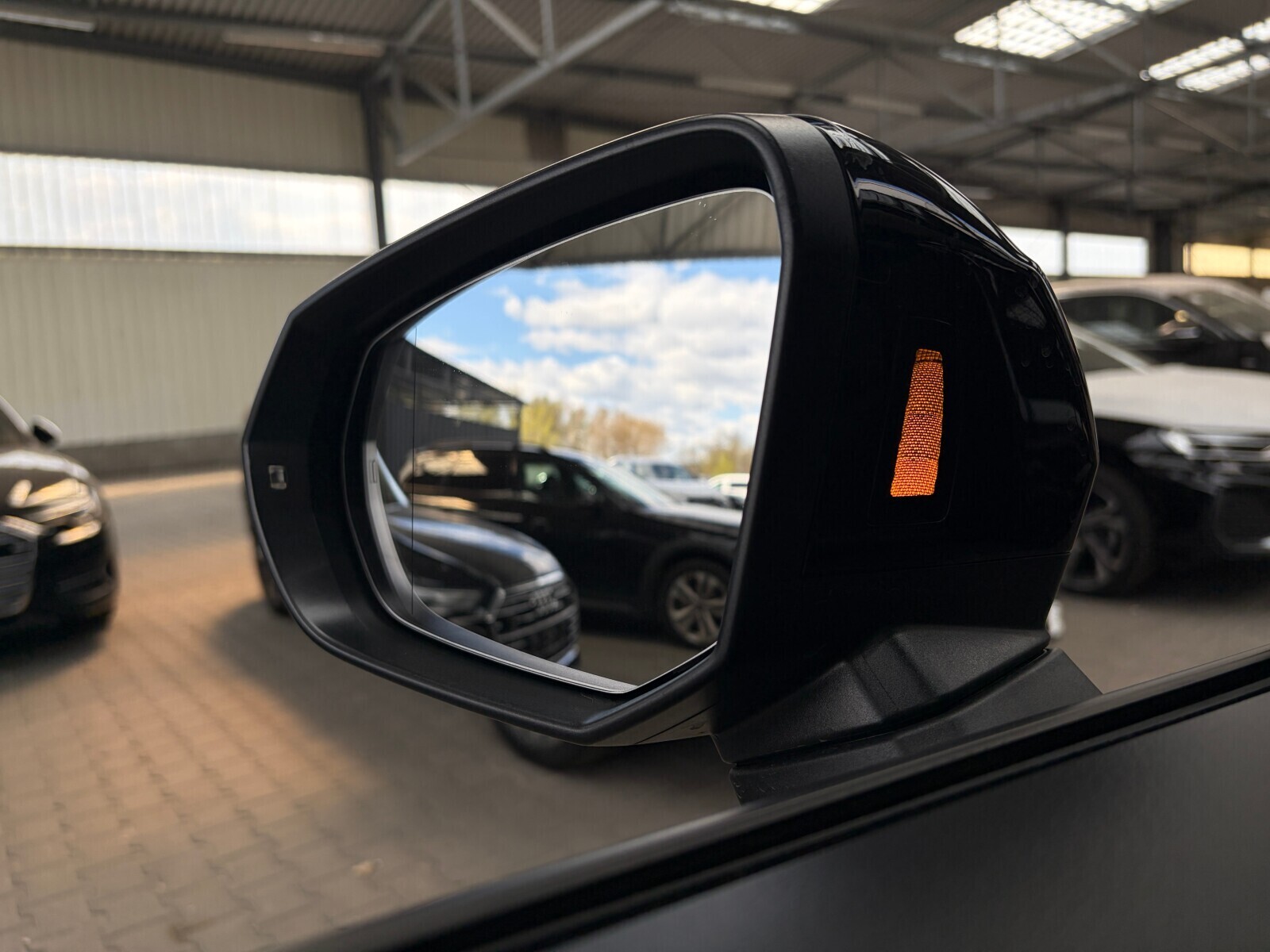 Audi Q3 - zdjęcie 24