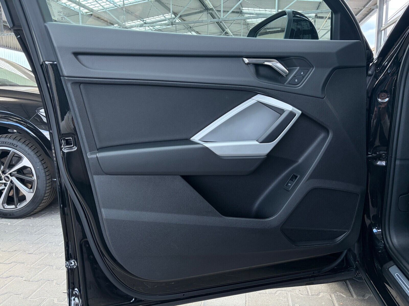 Audi Q3 - zdjęcie 12
