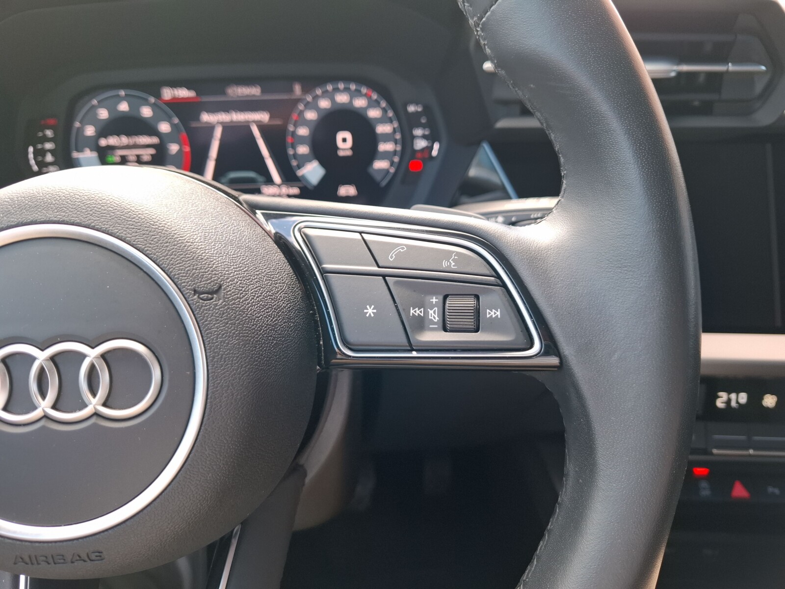 Audi A3 Sportback - zdjęcie 29
