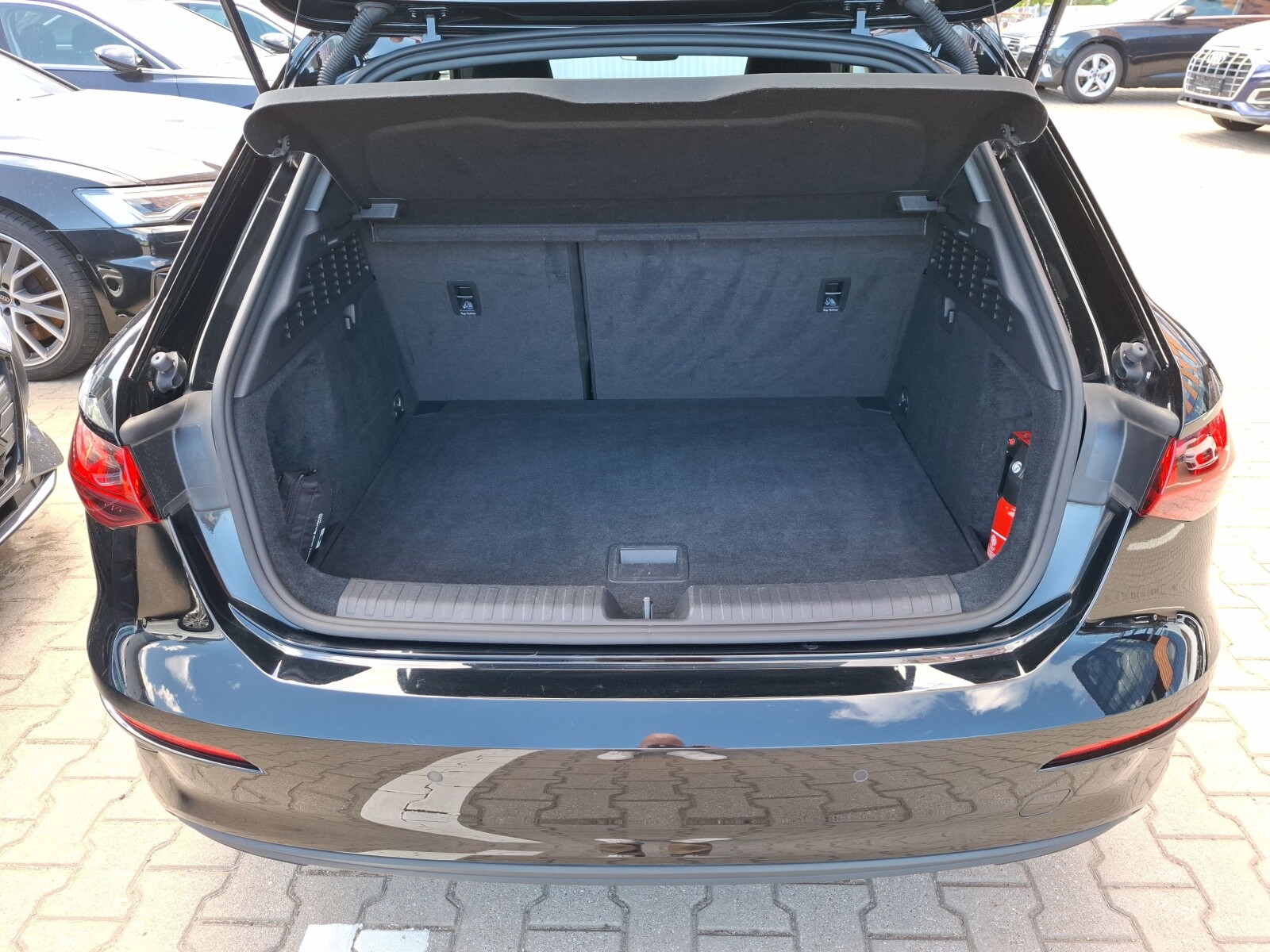 Audi A3 Sportback - zdjęcie 9