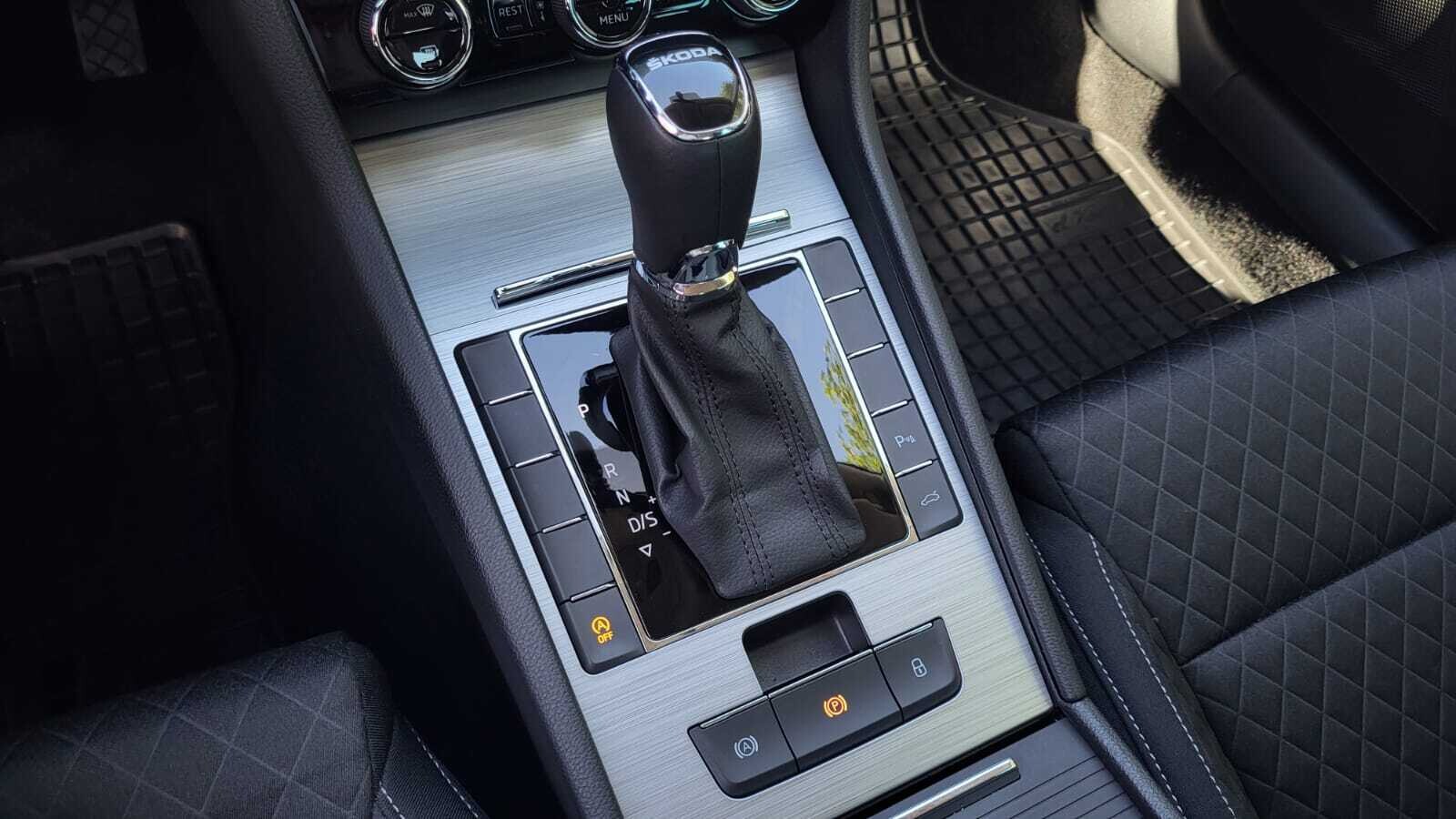 Škoda Superb - zdjęcie 25