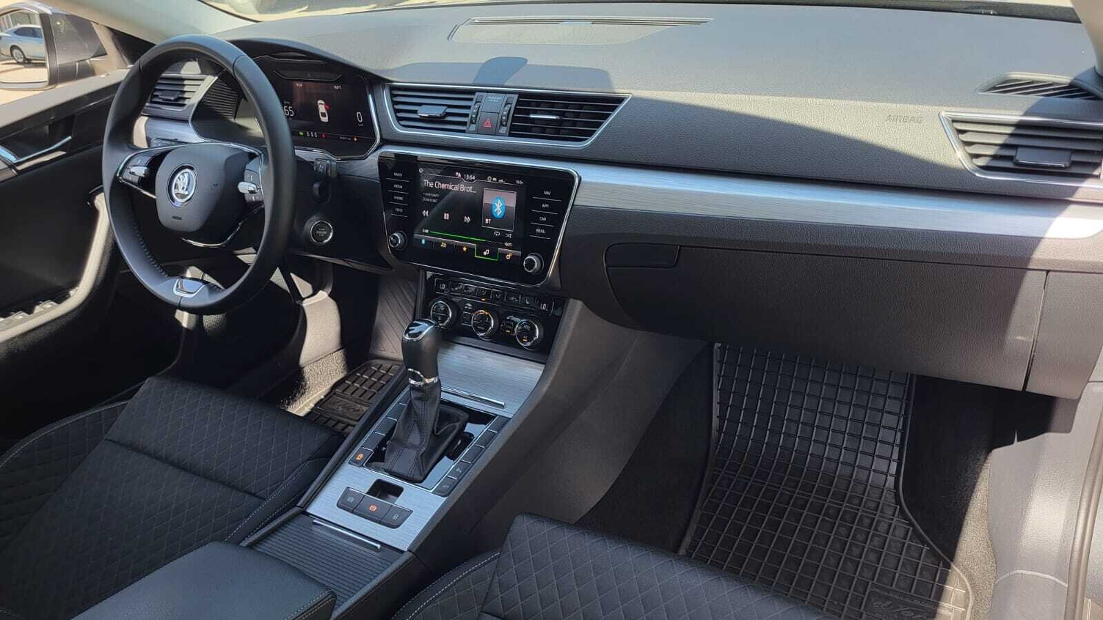 Škoda Superb - zdjęcie 16