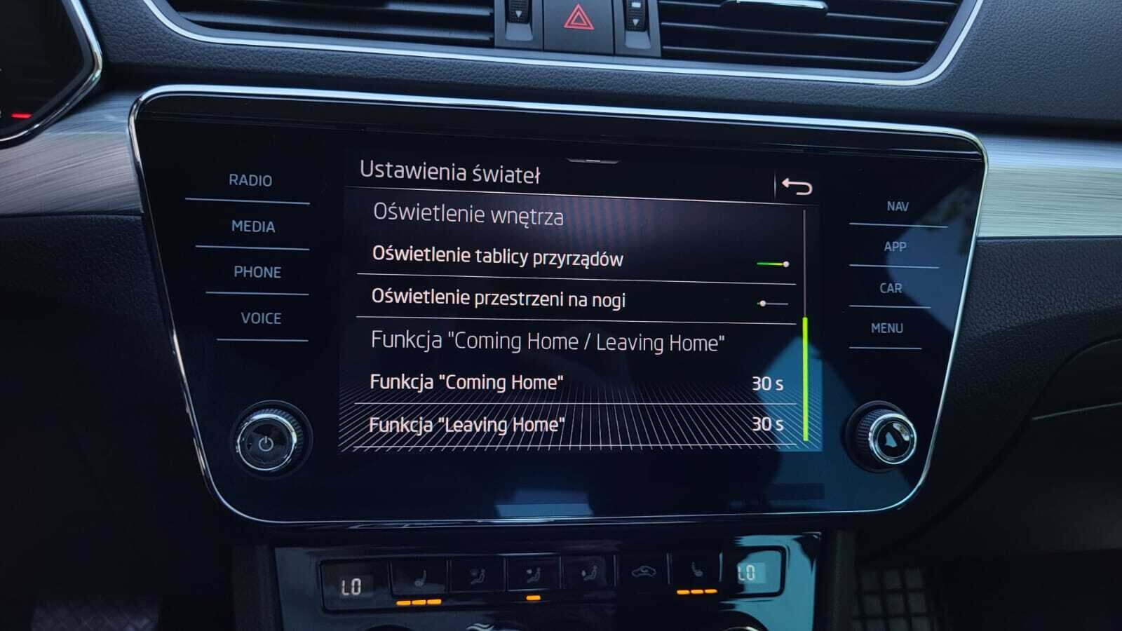 Škoda Superb - zdjęcie 32