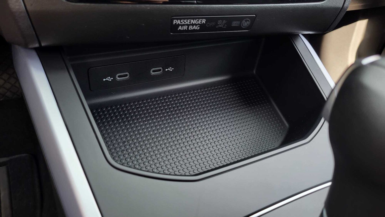 Seat Arona - zdjęcie 21