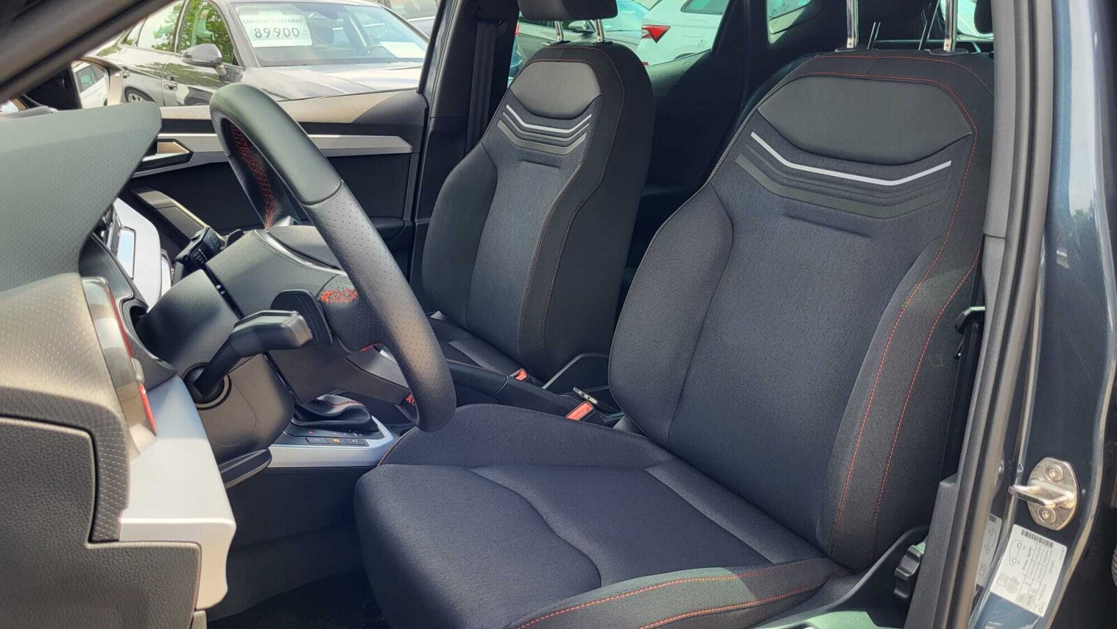 Seat Arona - zdjęcie 10