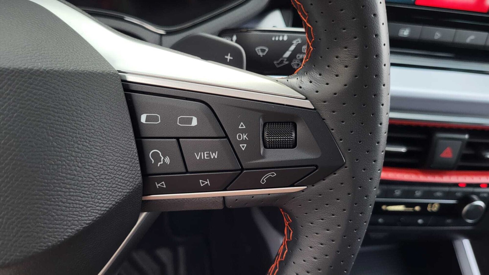 Seat Arona - zdjęcie 19