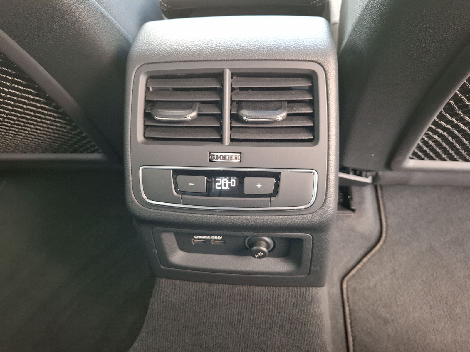 Audi A4 Allroad - zdjęcie 22