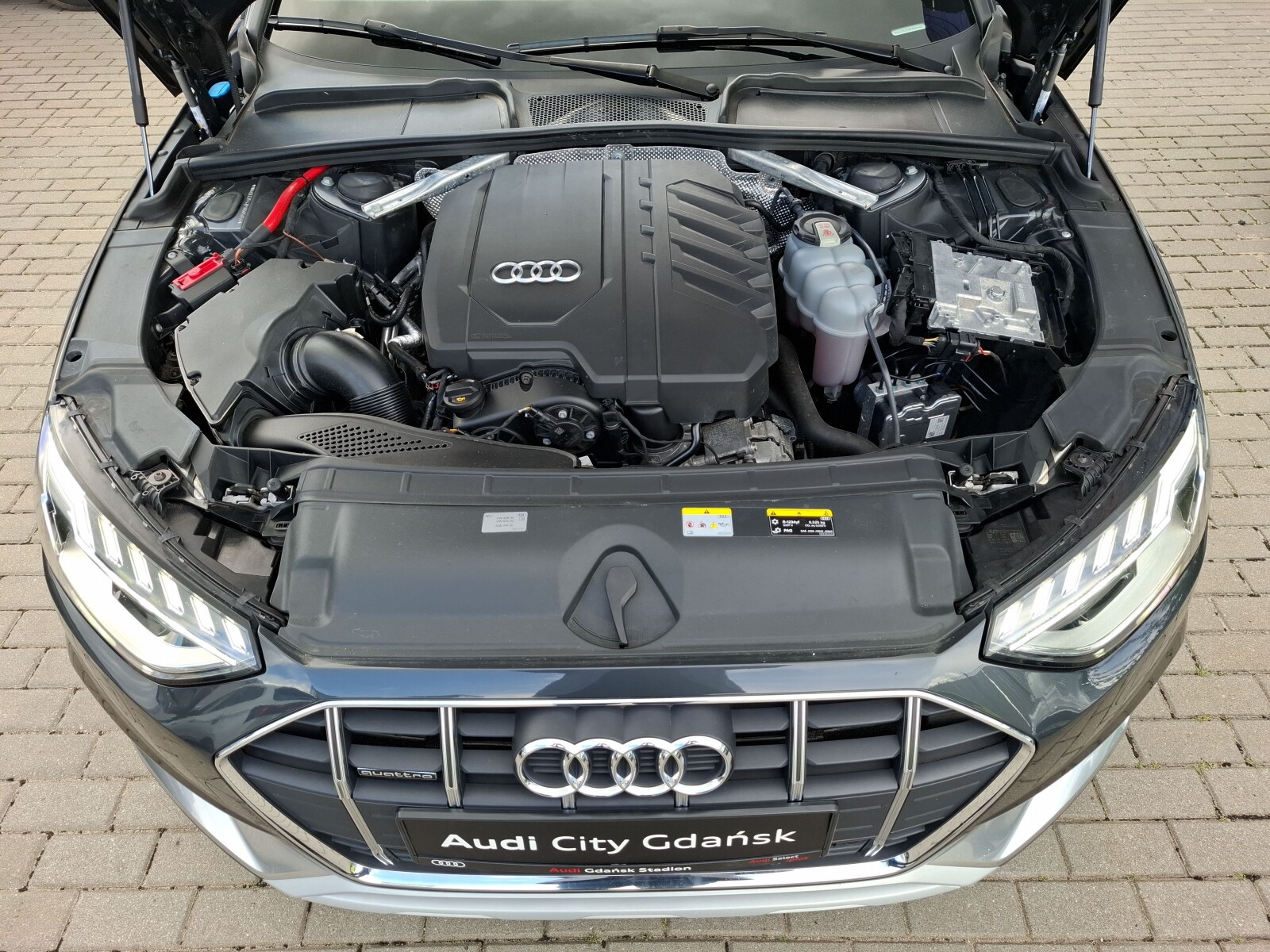 Audi A4 Allroad - zdjęcie 11