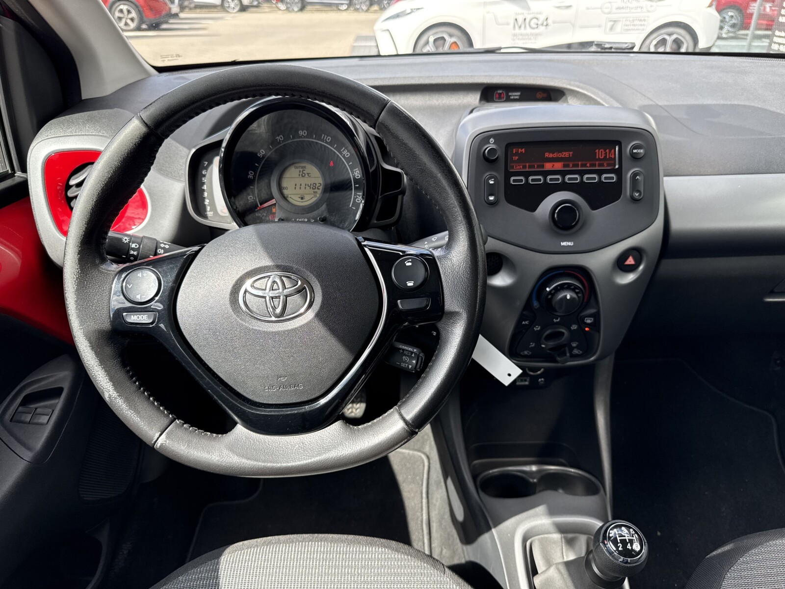 Toyota Aygo - zdjęcie 13
