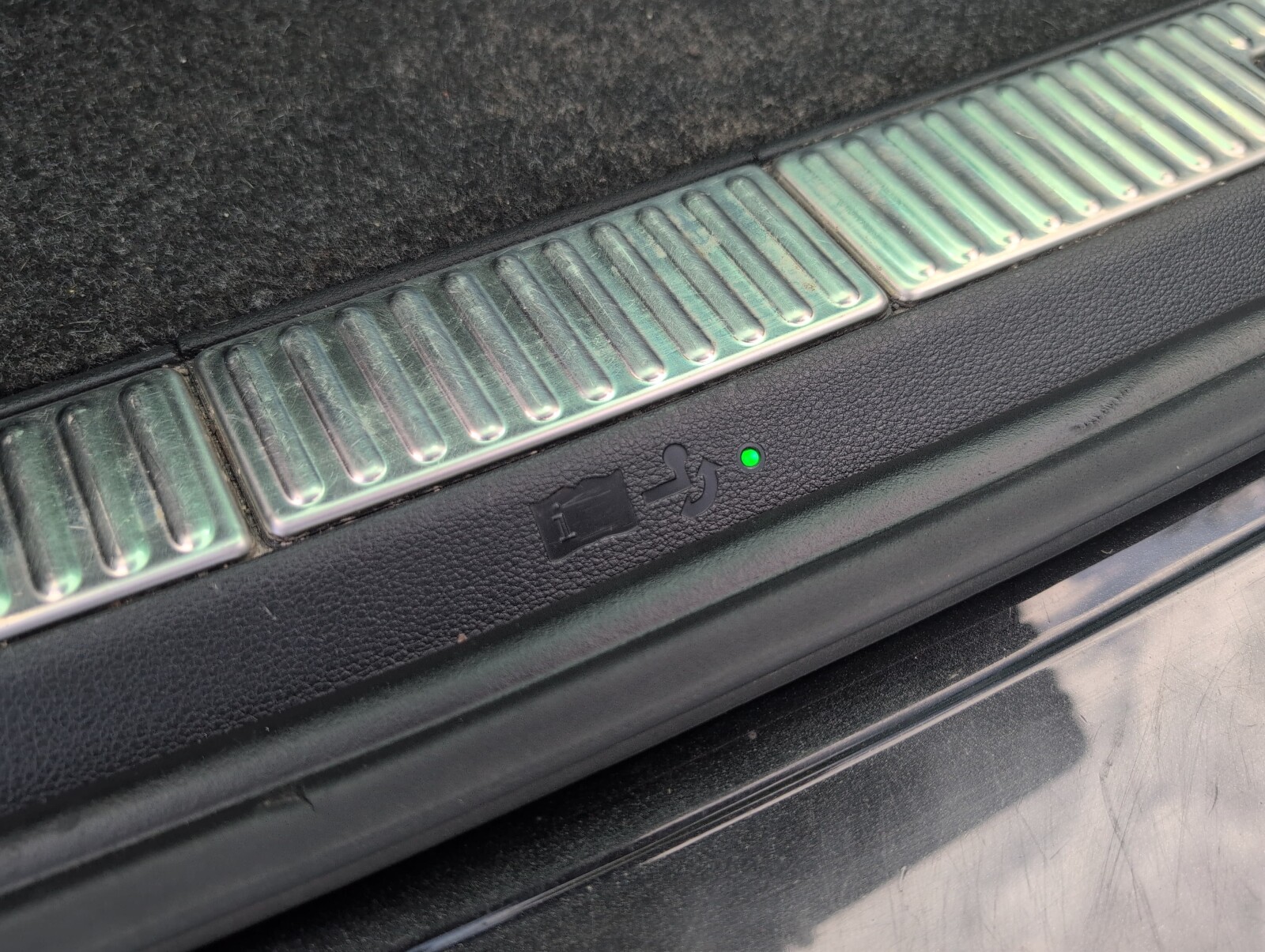 Škoda Superb Combi - zdjęcie 10