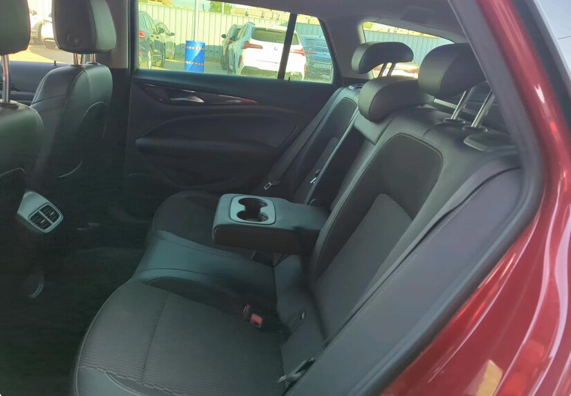 Opel Insignia - zdjęcie 7