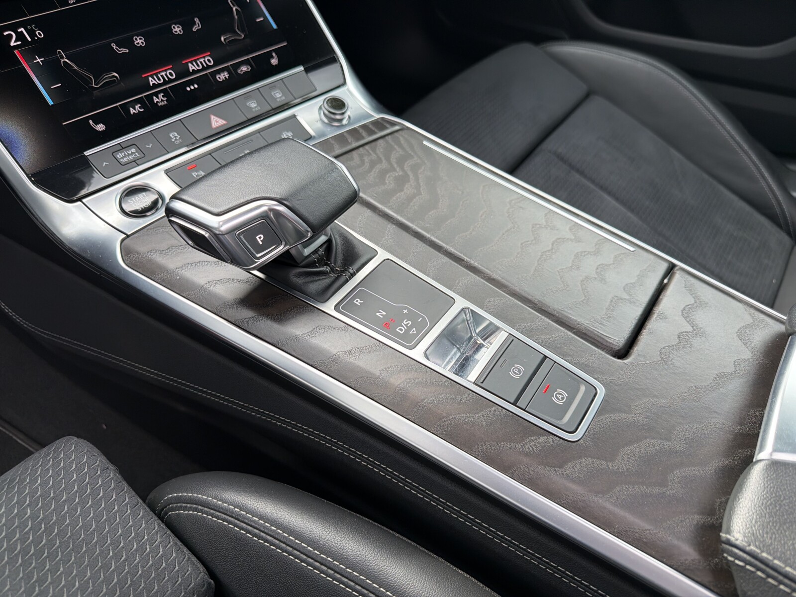 Audi A6 Avant - zdjęcie 21