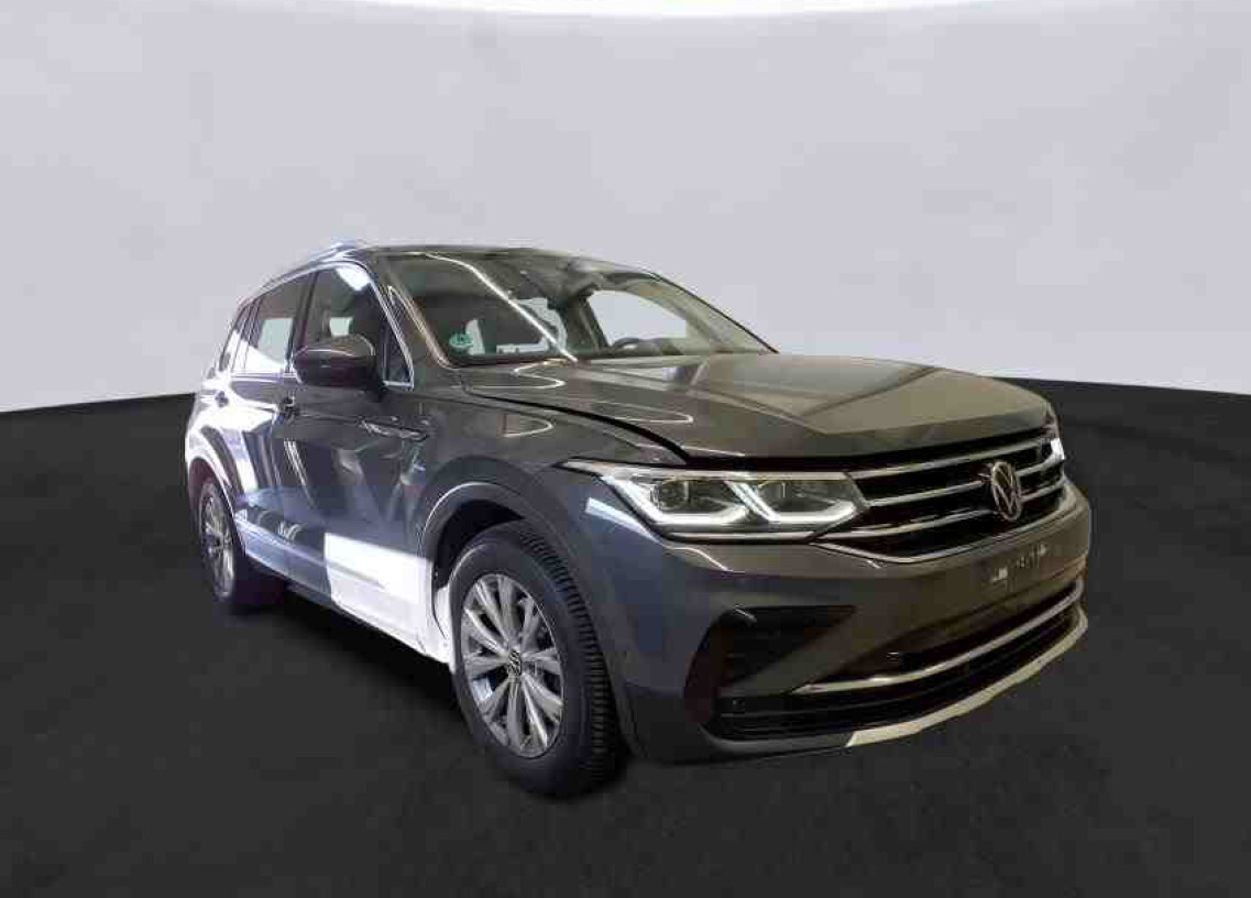 Volkswagen Tiguan - zdjęcie 2
