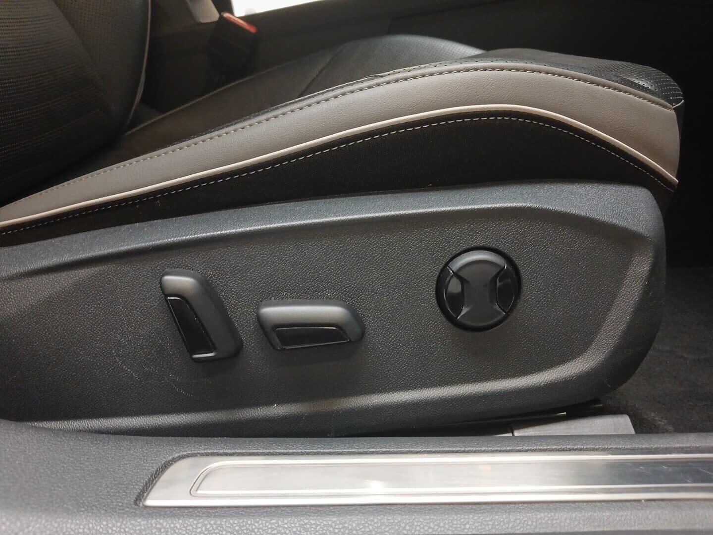 Volkswagen Arteon - zdjęcie 15