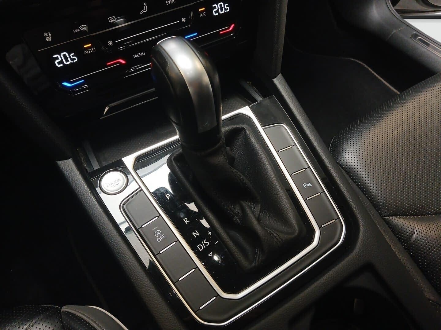 Volkswagen Arteon - zdjęcie 16