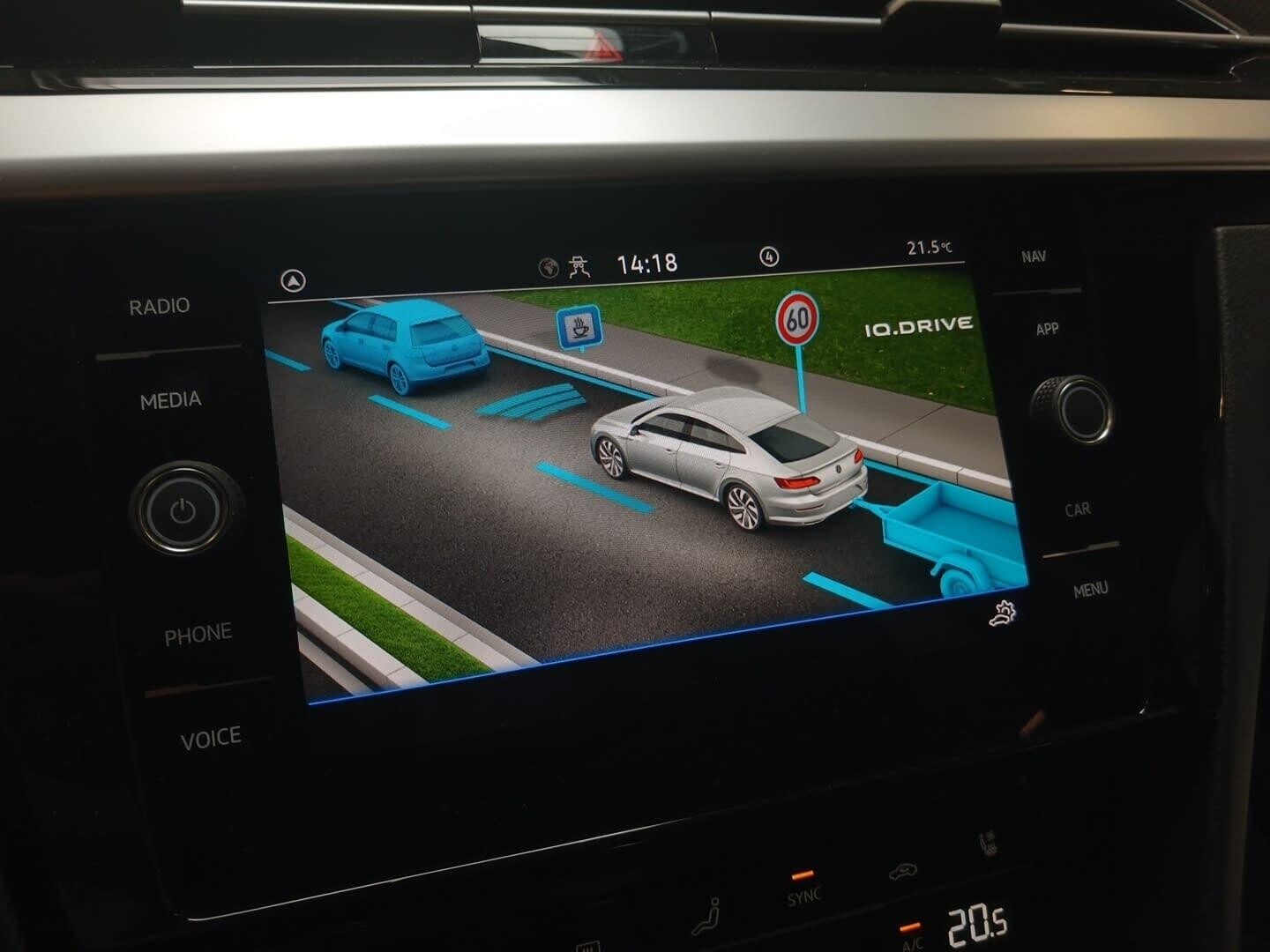 Volkswagen Arteon - zdjęcie 20