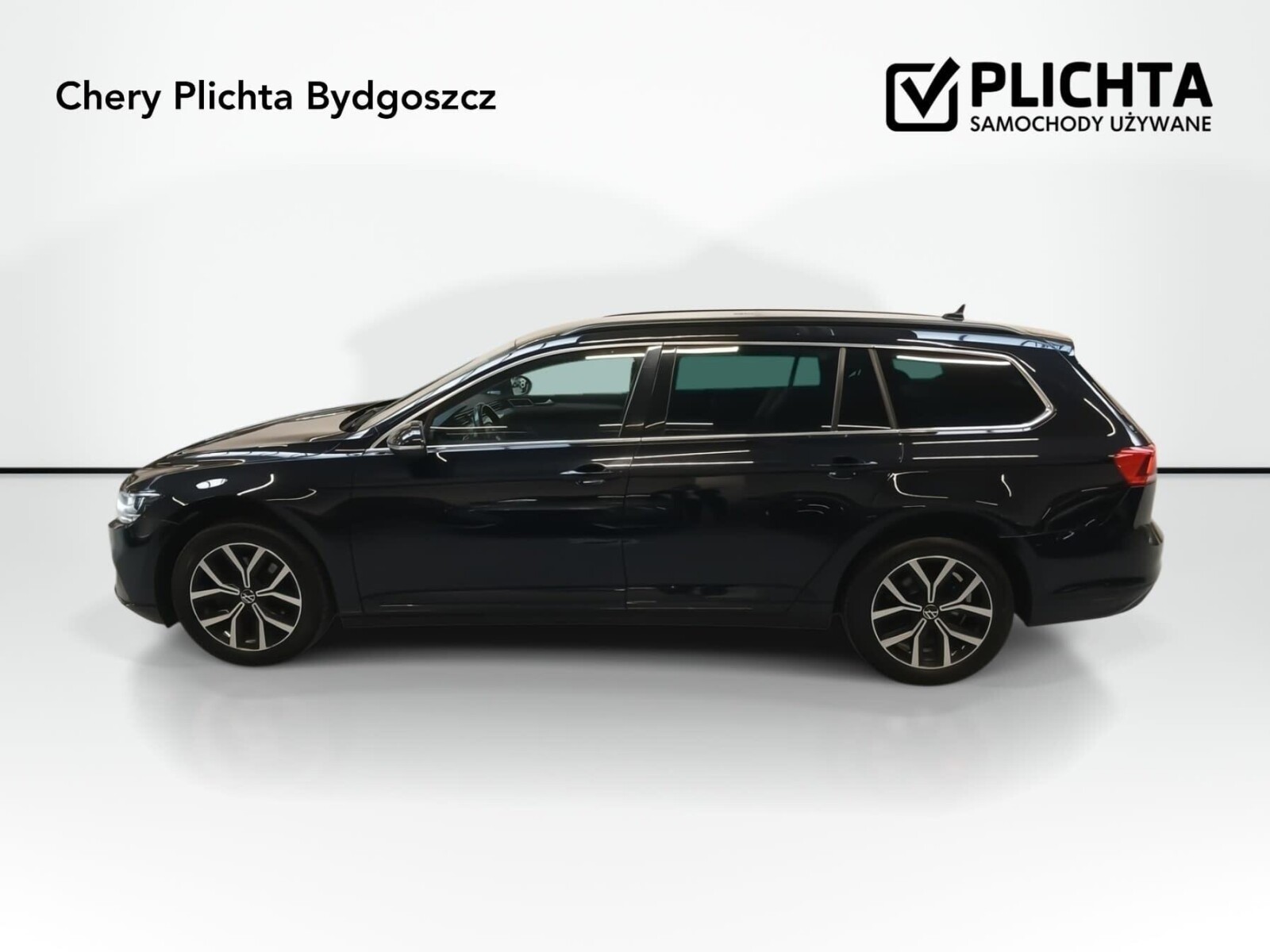 Volkswagen Passat - zdjęcie 8