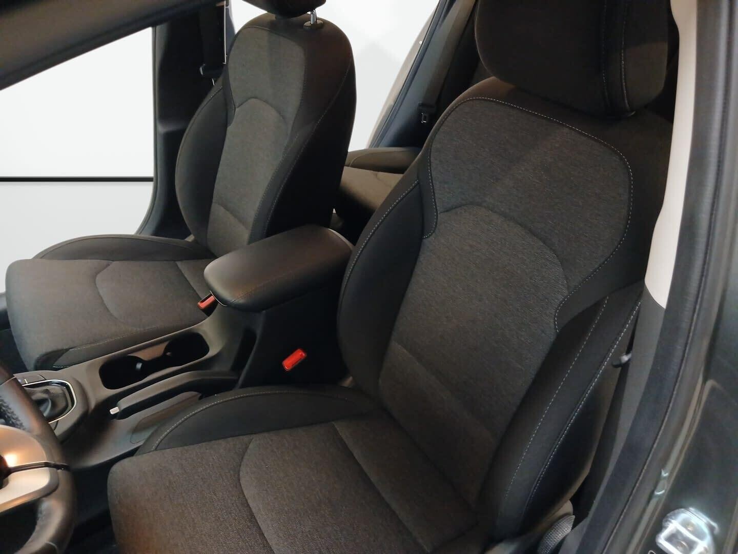 Hyundai i30 - zdjęcie 10
