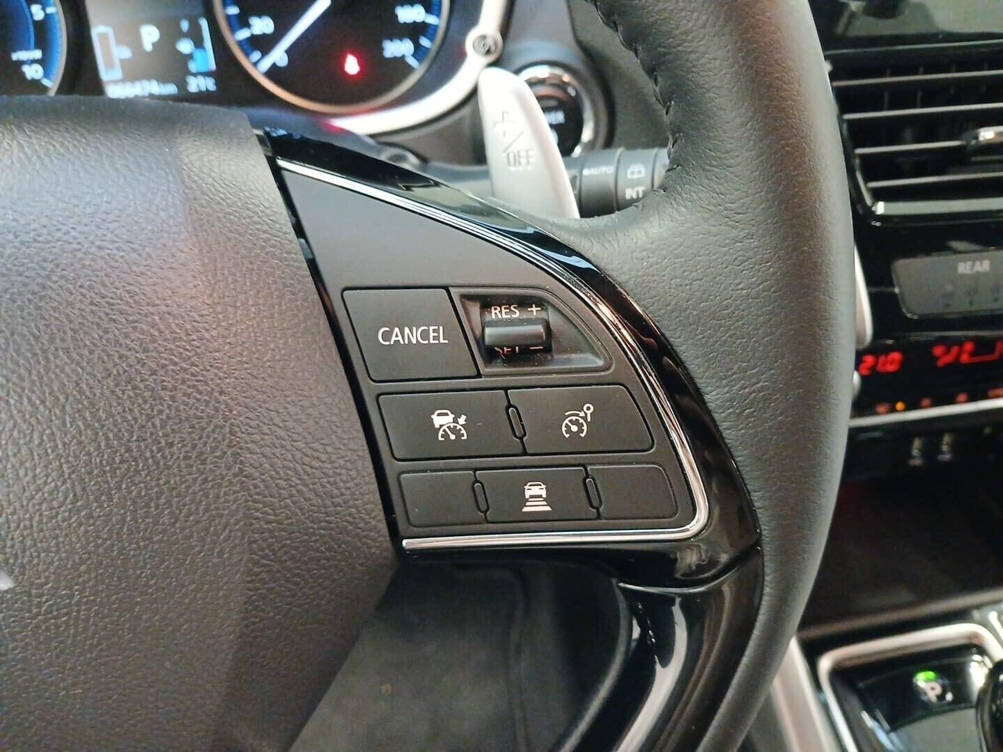Mitsubishi Eclipse Cross - zdjęcie 28