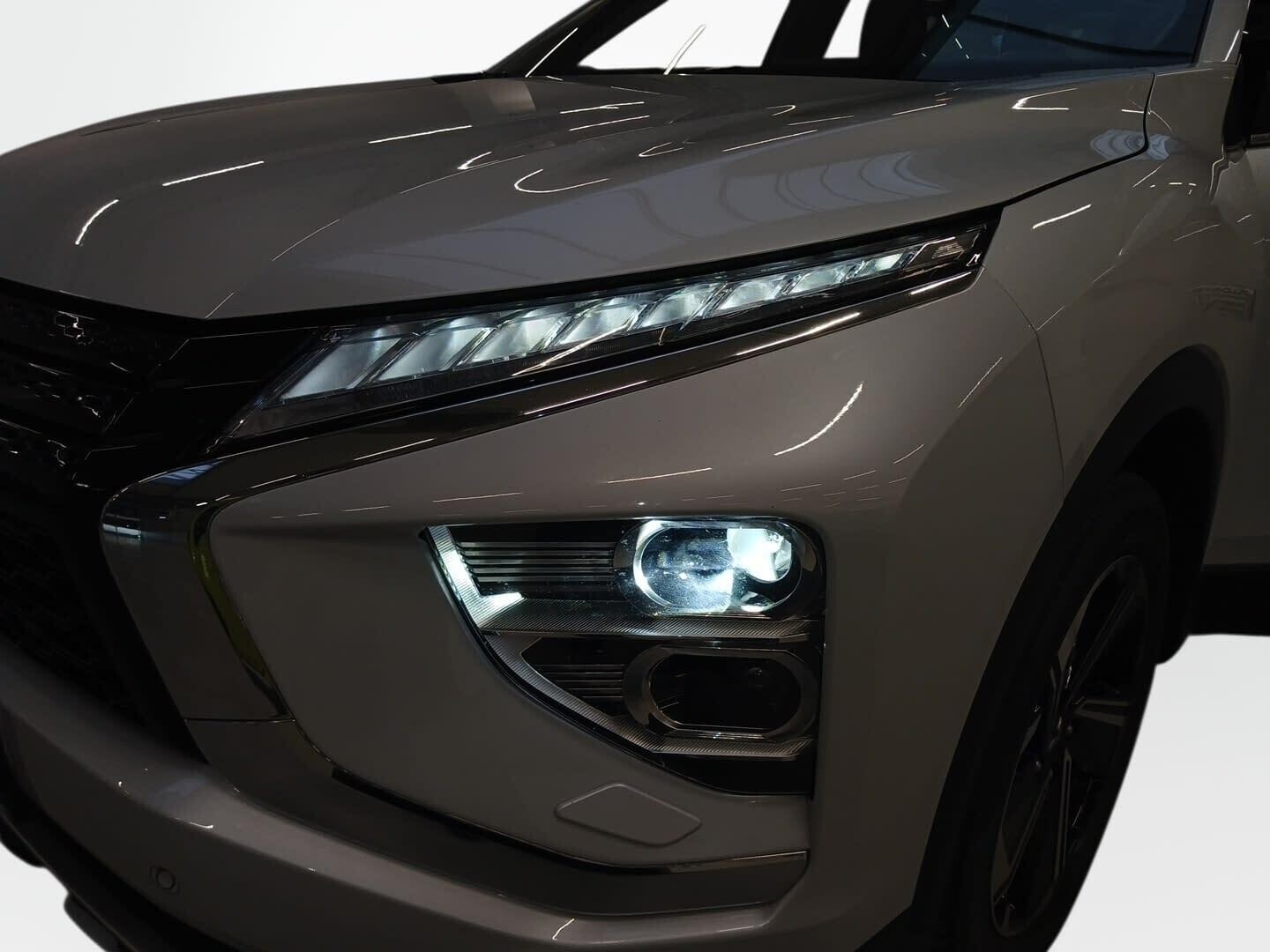 Mitsubishi Eclipse Cross - zdjęcie 9