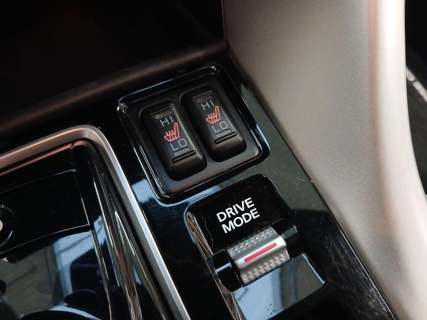 Mitsubishi Eclipse Cross - zdjęcie 19