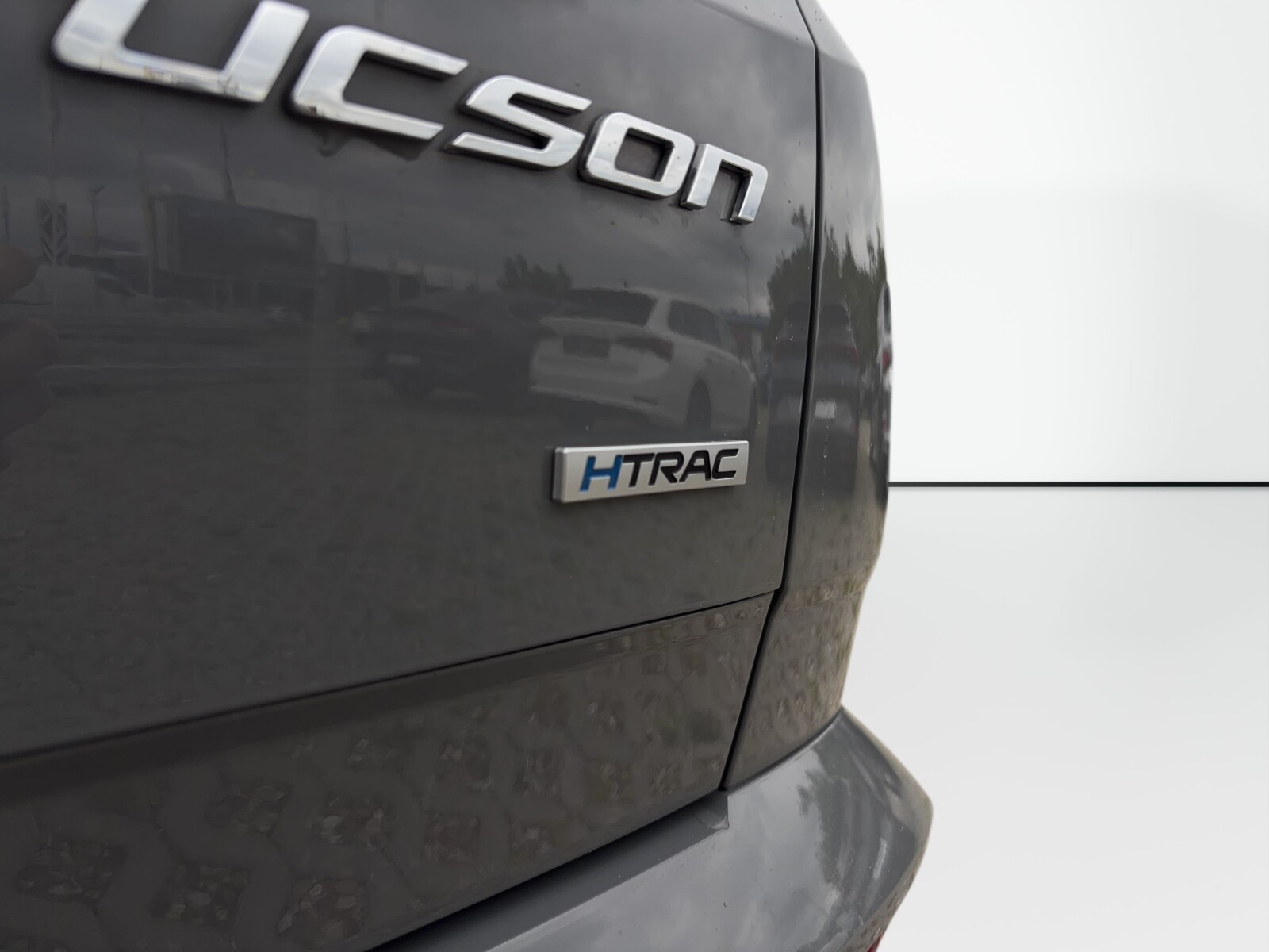 Hyundai Tucson - zdjęcie 33