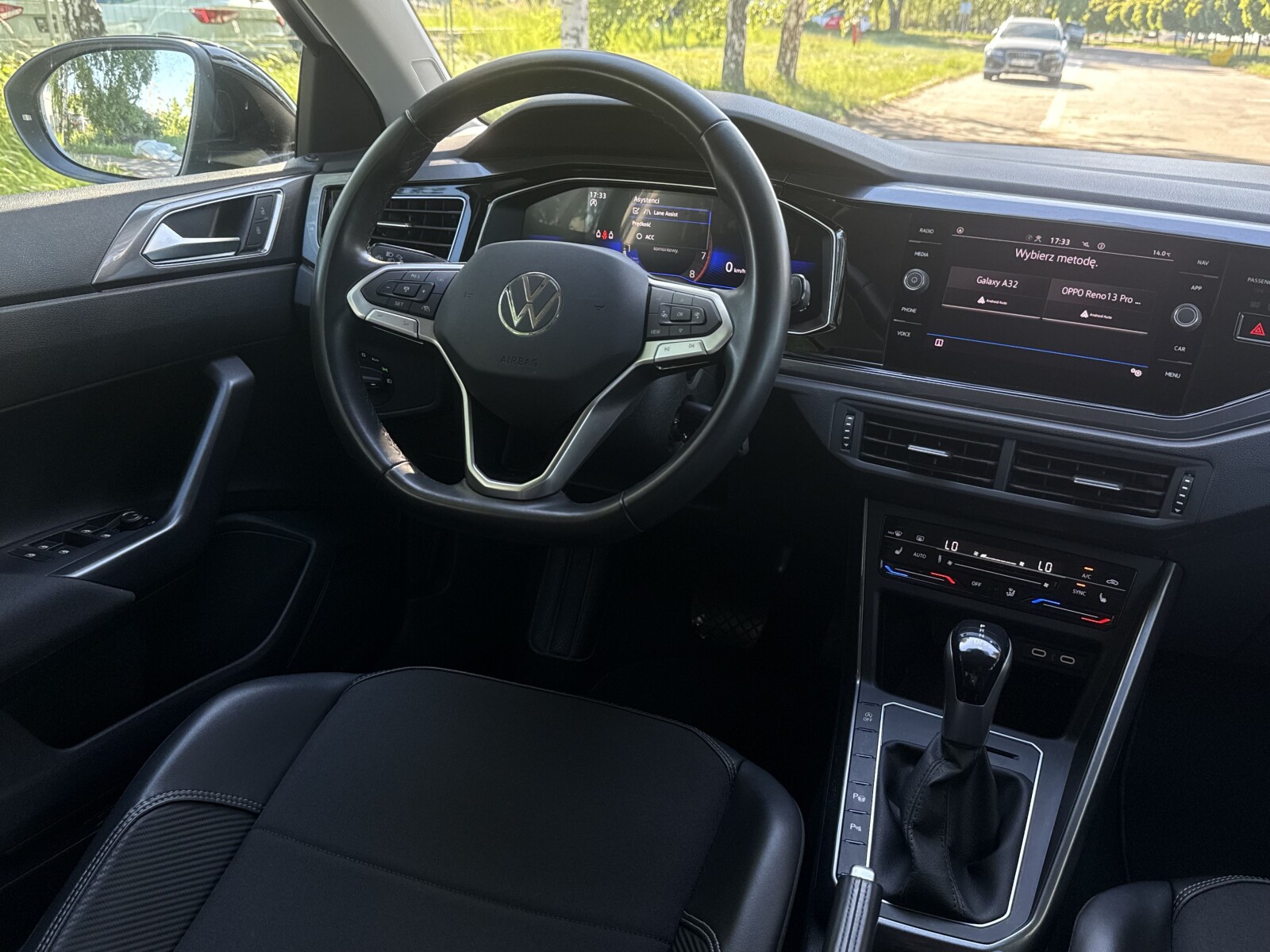 Volkswagen Taigo - zdjęcie 10