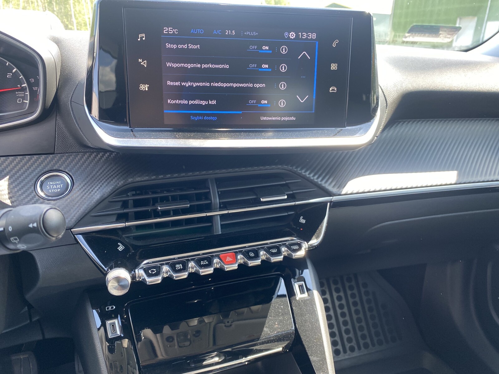 Peugeot 2008 - zdjęcie 27