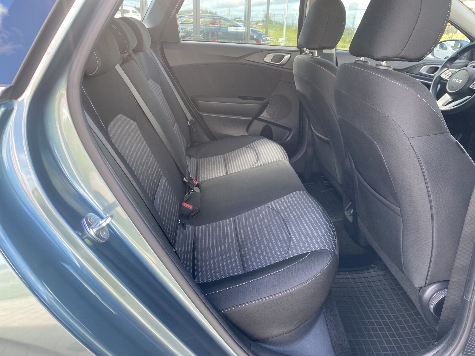 Kia Ceed - zdjęcie 13