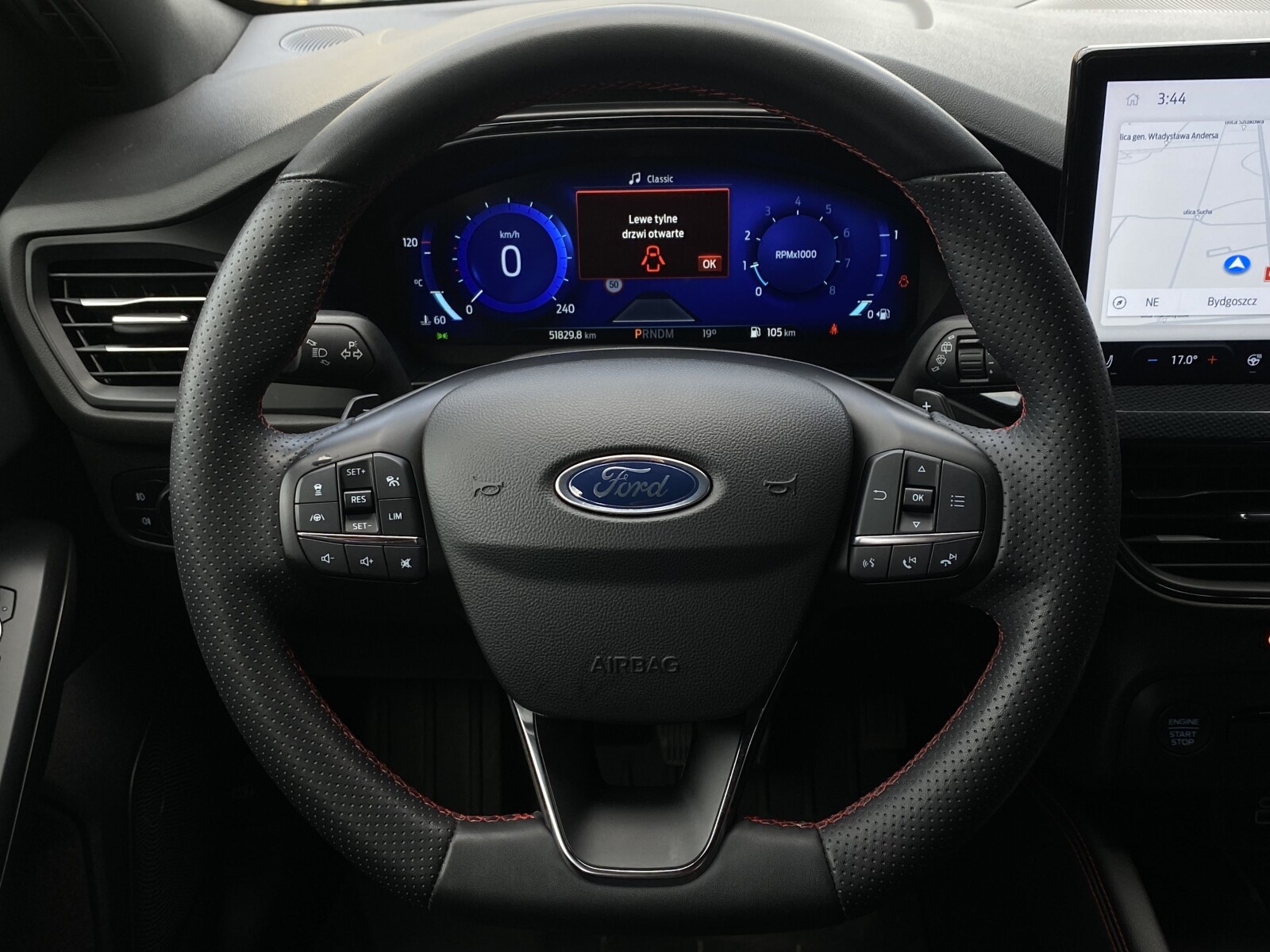 Ford Focus - zdjęcie 13