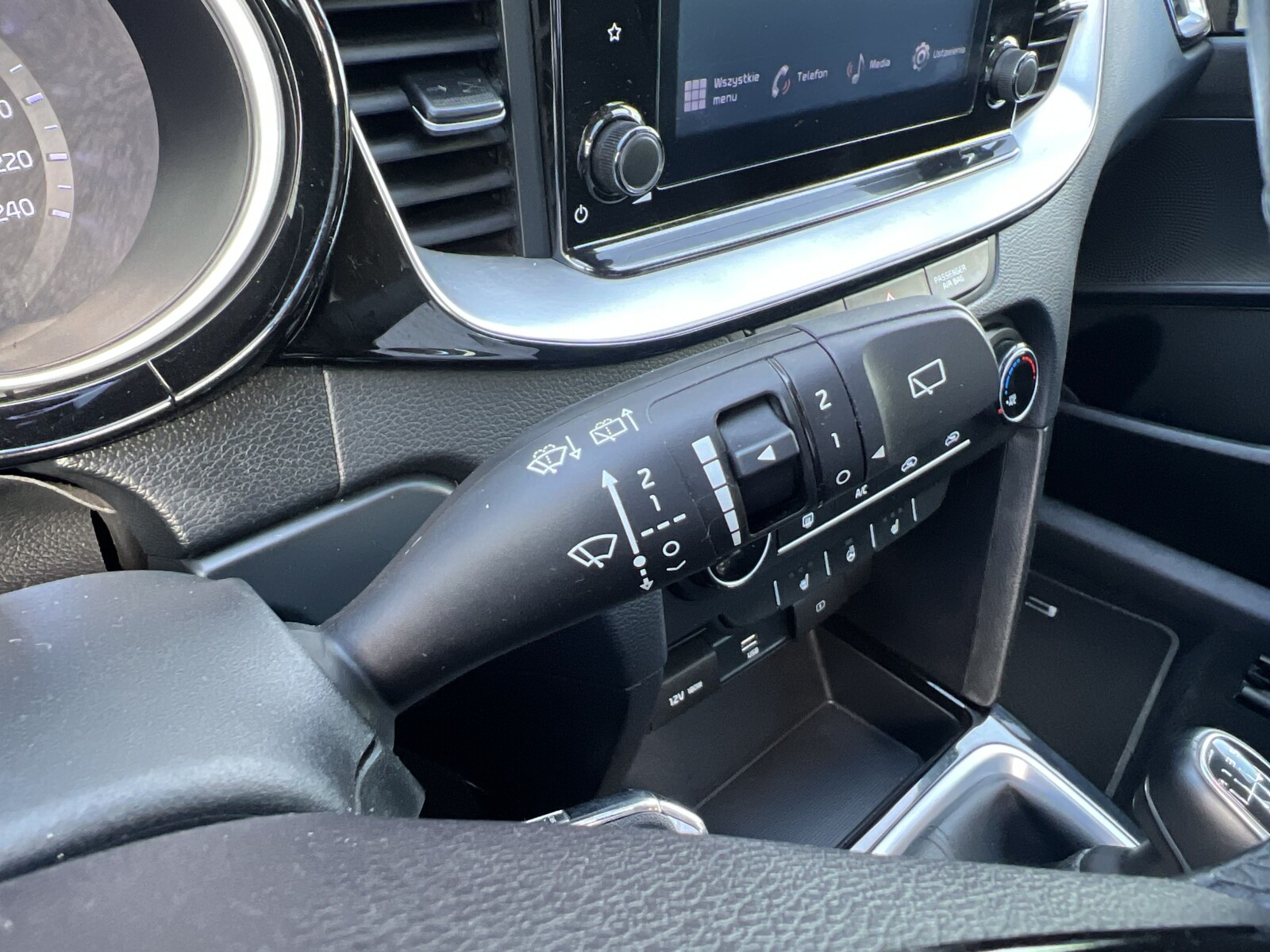 Kia Ceed - zdjęcie 12